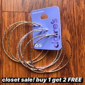 🌻 B1G2 FREE🌻 3 pair mixed metal hoop earrings